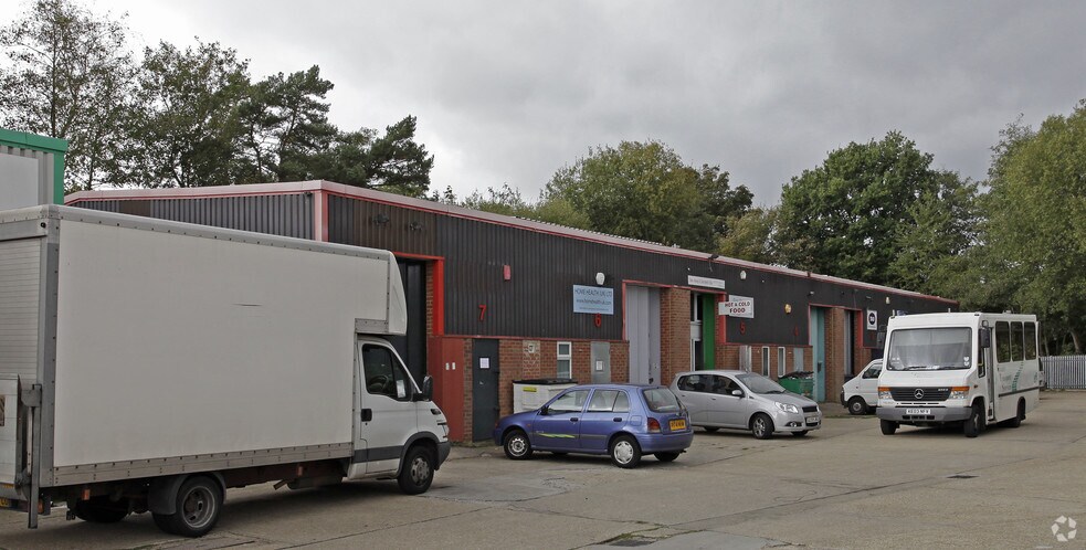 Olds Appr, Watford for sale - Building Photo - Image 1 of 1