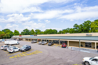 800 East St, Texarkana, AR for rent Building Photo- Image 1 of 42