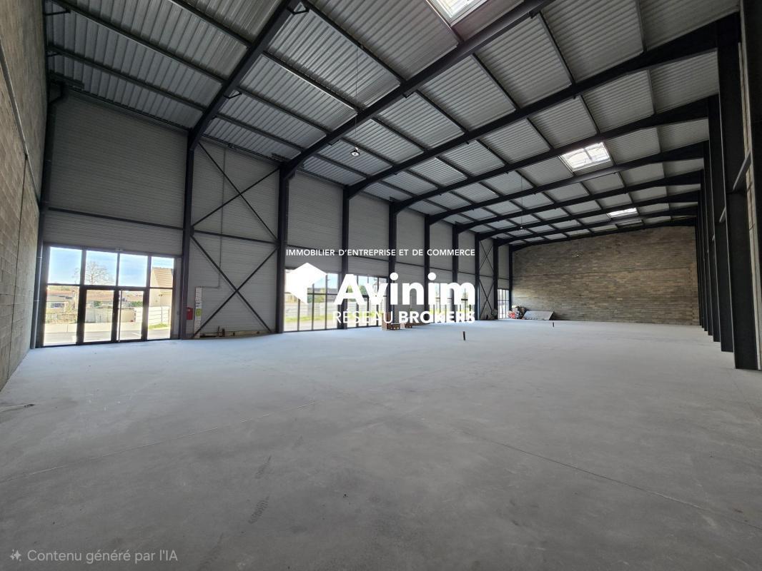 Retail in Le Thillay to rent Building Photo- Image 1 of 6