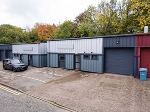 Kimberley Way, Rugeley to rent Building Photo- Image 1 of 2