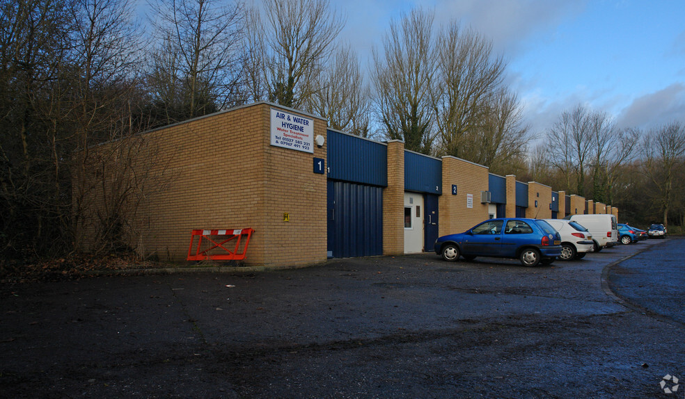 Walkers Rd, Redditch for rent - Building Photo - Image 2 of 4