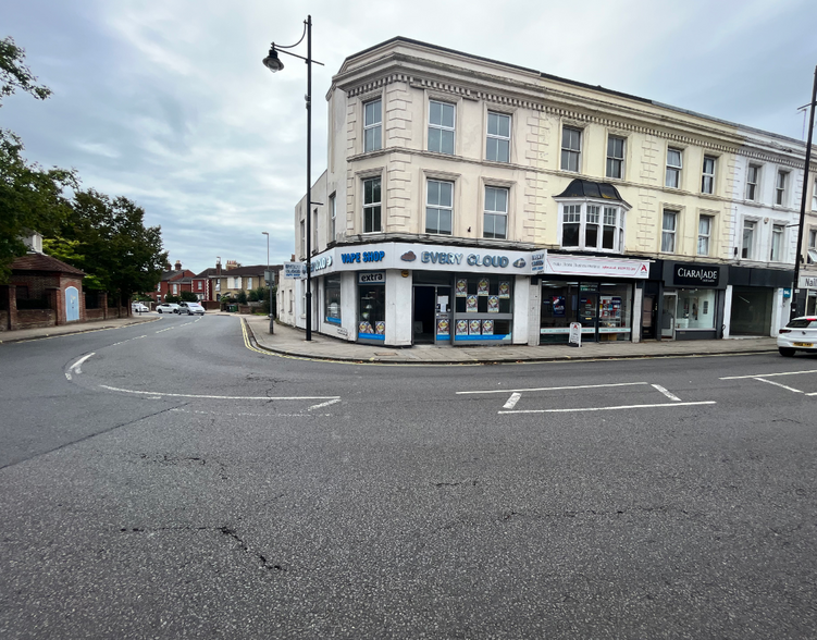 88-88a West St, Fareham for rent - Building Photo - Image 1 of 1