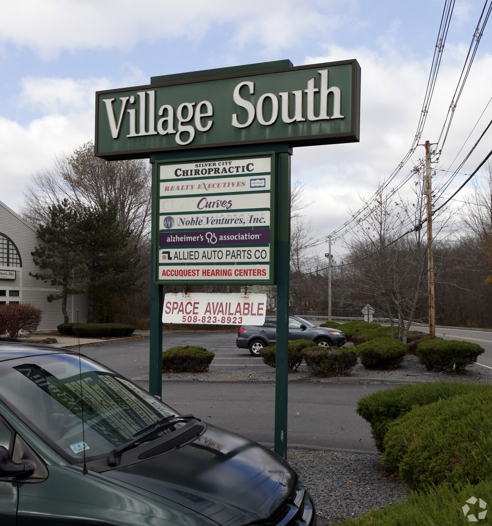 473 South St W, Raynham, MA to rent Building Photo- Image 1 of 4