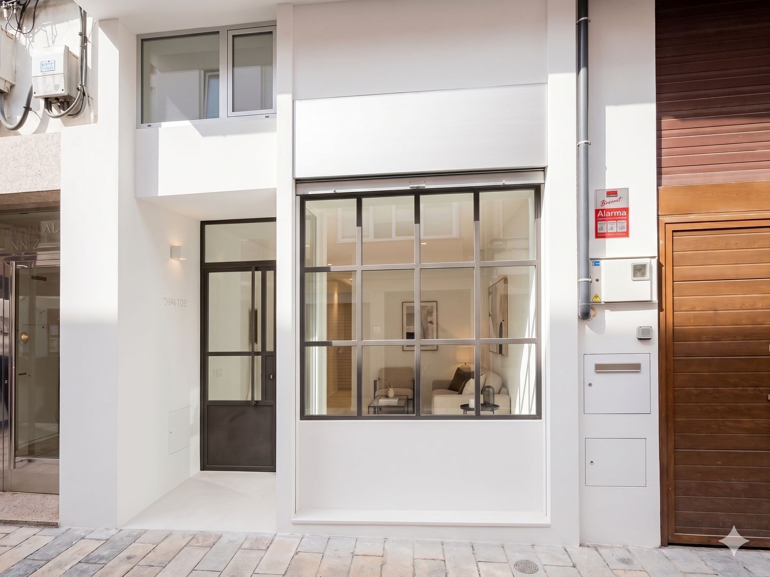 Retail in Valladolid for sale Building Photo- Image 1 of 14