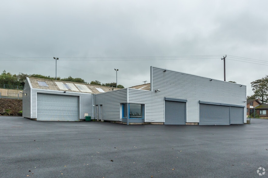 170 Mallusk Rd, Newtownabbey to rent - Primary Photo - Image 1 of 6
