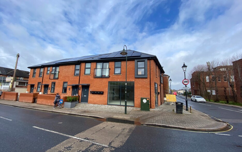 1B Junction Rd, Totton for sale Primary Photo- Image 1 of 1