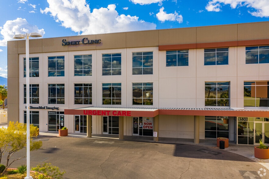 8530 W Sunset Rd, Las Vegas, NV to rent - Building Photo - Image 3 of 4