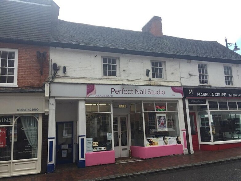 15 High St, Godalming to rent - Building Photo - Image 1 of 4