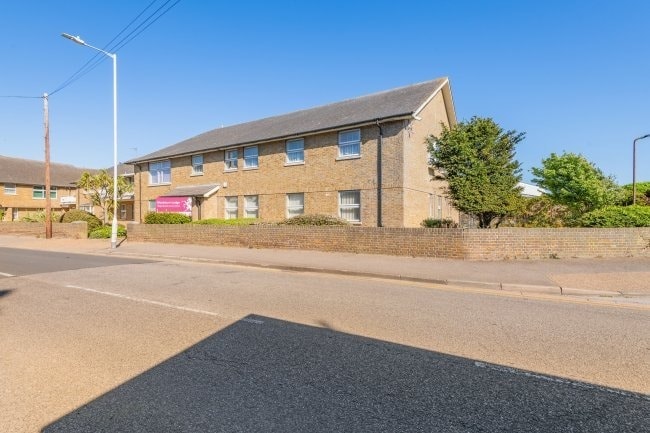 Blackburn Lodge Broa, Sheerness for sale - Building Photo - Image 3 of 4