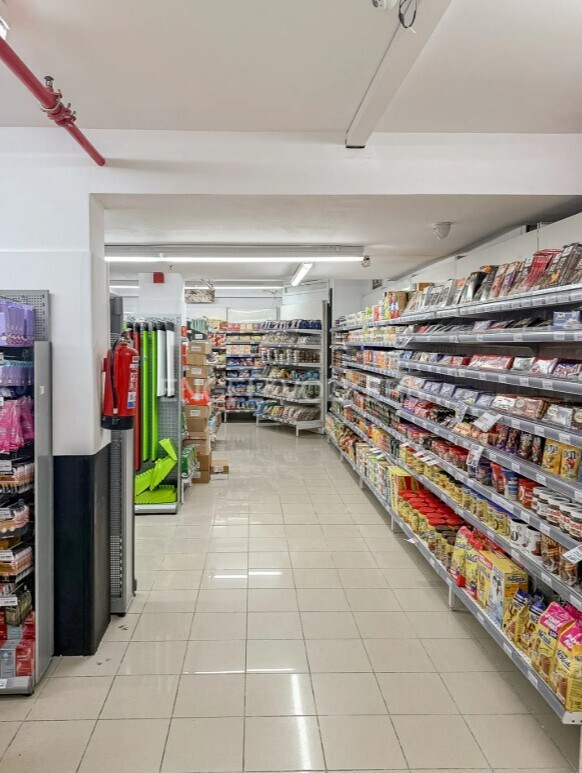Calella, BAR 08370 - - - Interior Photo - Image 2 of 5