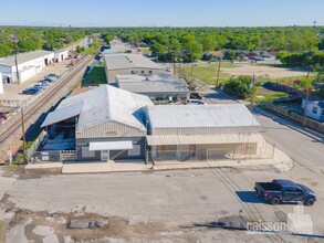 1207 San Francisco St, San Antonio, TX for rent Building Photo- Image 1 of 5