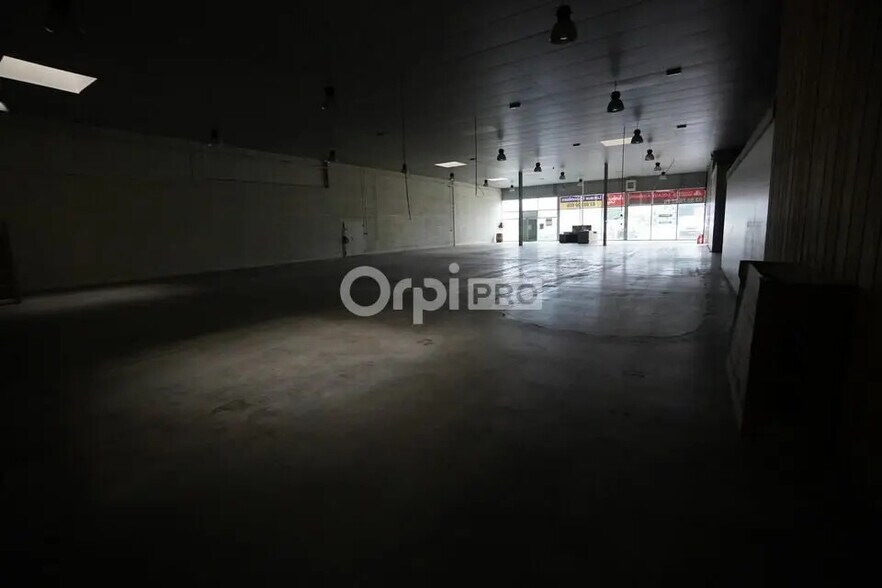 Light Industrial in Chenôve to rent - Building Photo - Image 2 of 7