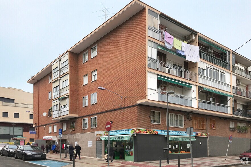 Calle Garcilaso, 41, Getafe, Madrid for sale - Building Photo - Image 1 of 5