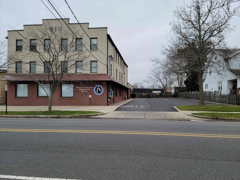 910 4th Ave, Asbury Park, NJ for sale - Building Photo - Image 3 of 10