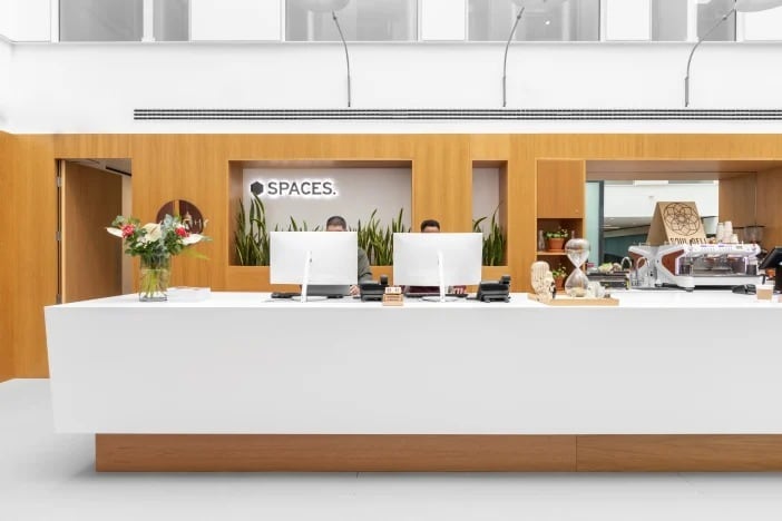 71-75 Uxbridge Rd, London to rent - Interior Photo - Image 3 of 13