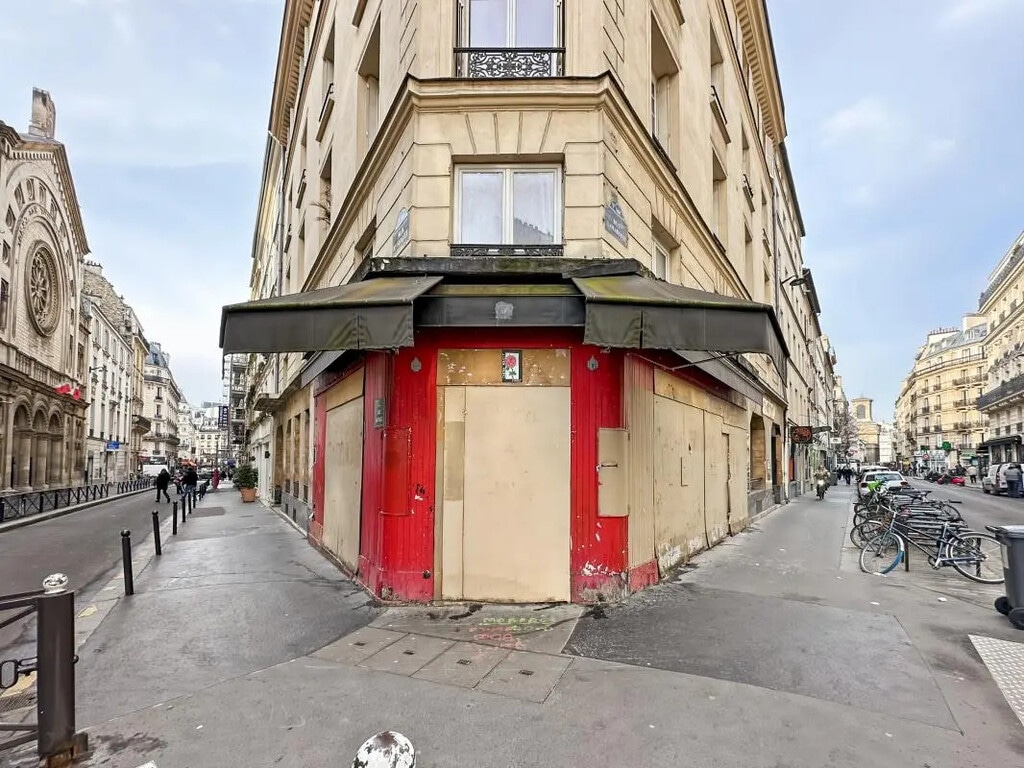 Location Commerce 89 m² - Photo 1