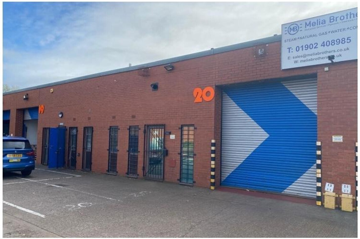 Lanesfield Dr, Wolverhampton to rent Building Photo- Image 1 of 3