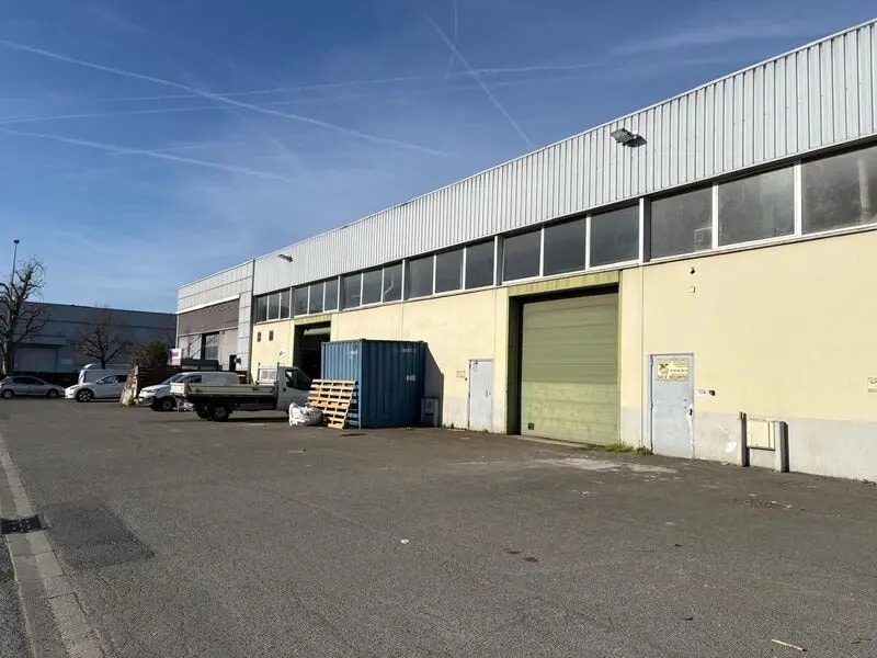 Light Industrial in Bonneuil-sur-Marne to rent Building Photo- Image 1 of 9