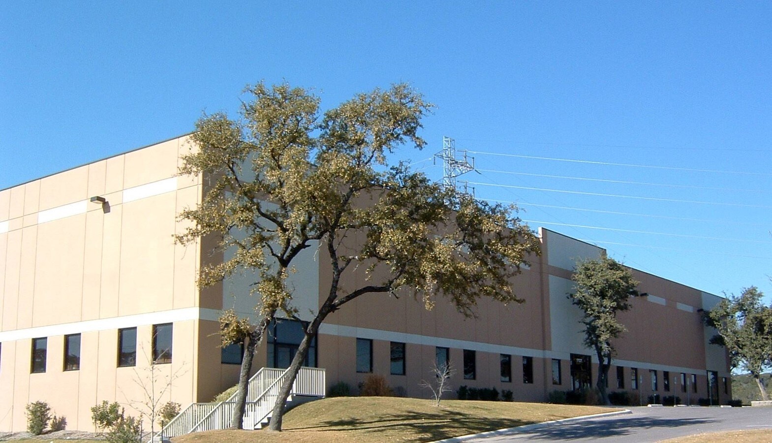 17327 Green Mountain Rd, San Antonio 78247 UK