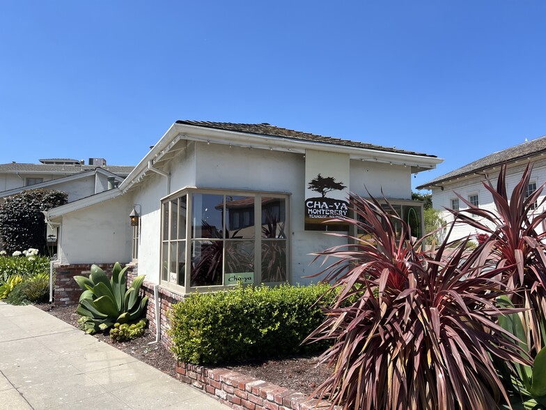 108-122 Webster St, Monterey, CA for rent - Building Photo - Image 2 of 5