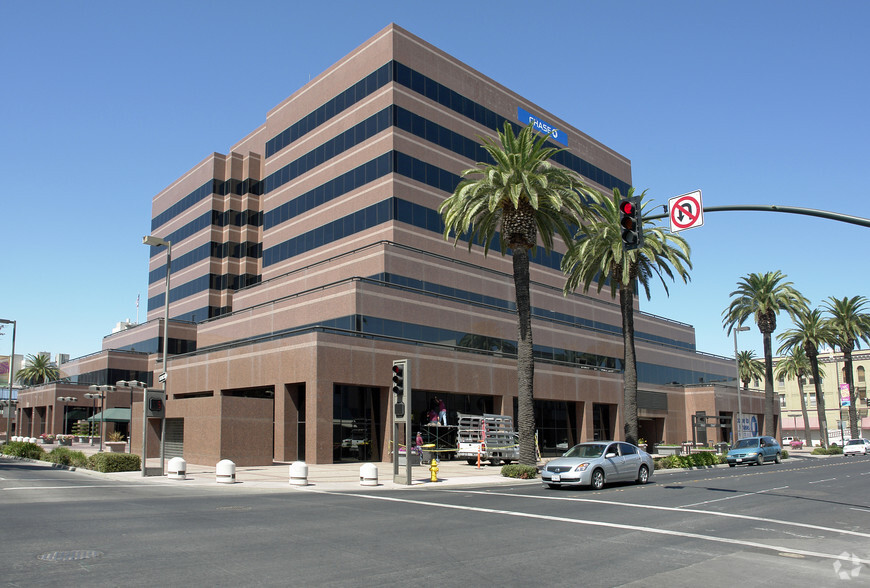 400 E Main St, Stockton, CA for sale - Building Photo - Image 1 of 1