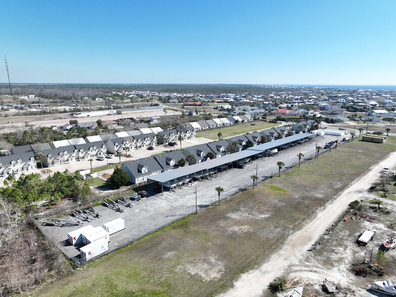 1024 15th St, Mexico Beach, FL for sale - Primary Photo - Image 1 of 1