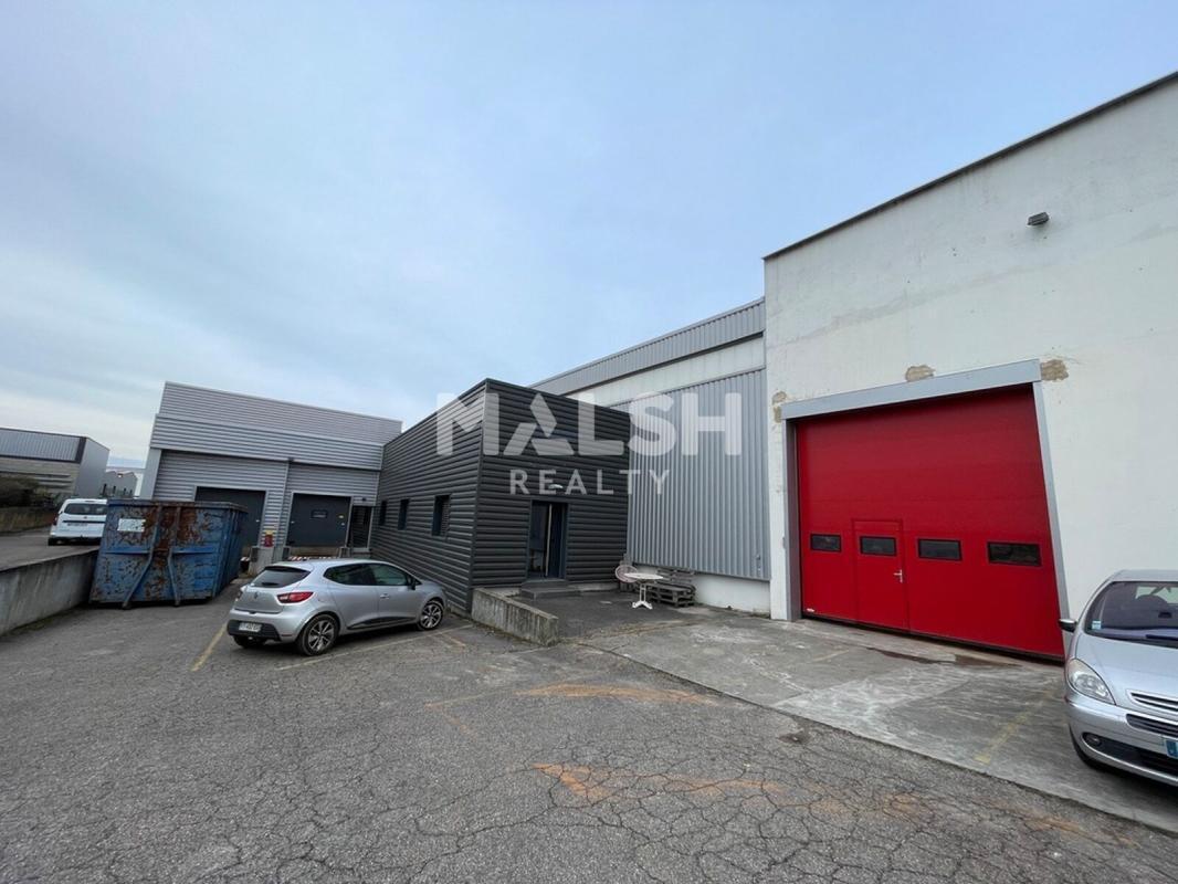Industrial in Messimy to rent Building Photo- Image 1 of 4