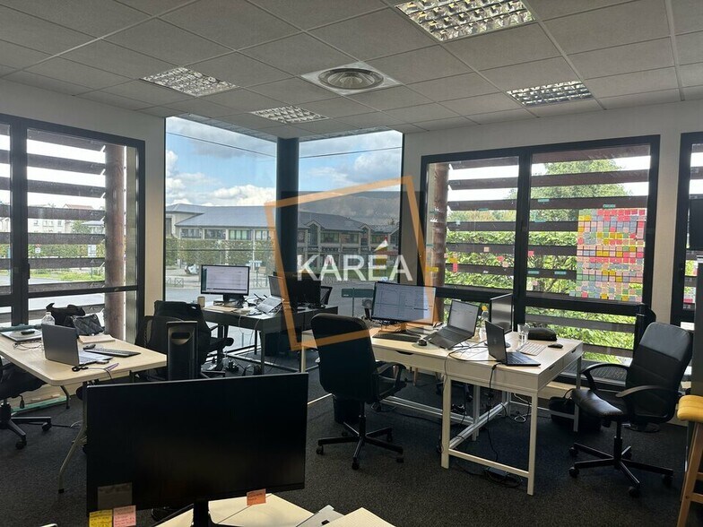 Office in Serris to rent - Interior Photo - Image 2 of 5