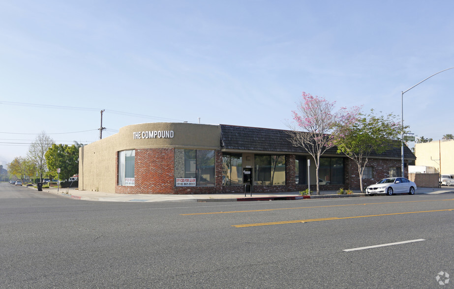 4000-4004 W Burbank Blvd, Burbank, CA for rent - Building Photo - Image 1 of 10