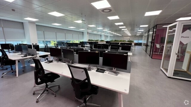 Avenida de Bruselas, 26, Alcobendas, Madrid to rent Interior Photo- Image 1 of 2