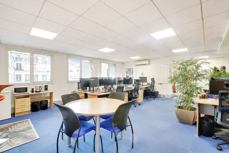 Vente Bureaux 162 m² - Photo 1