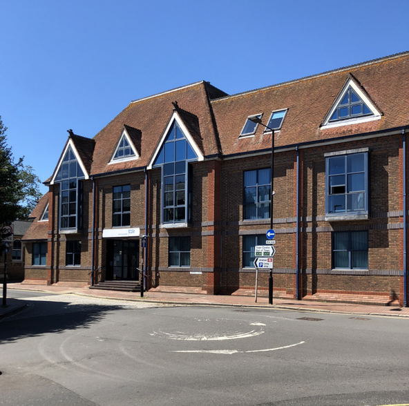 36-42 Friars Walk, Lewes for rent - Primary Photo - Image 1 of 7