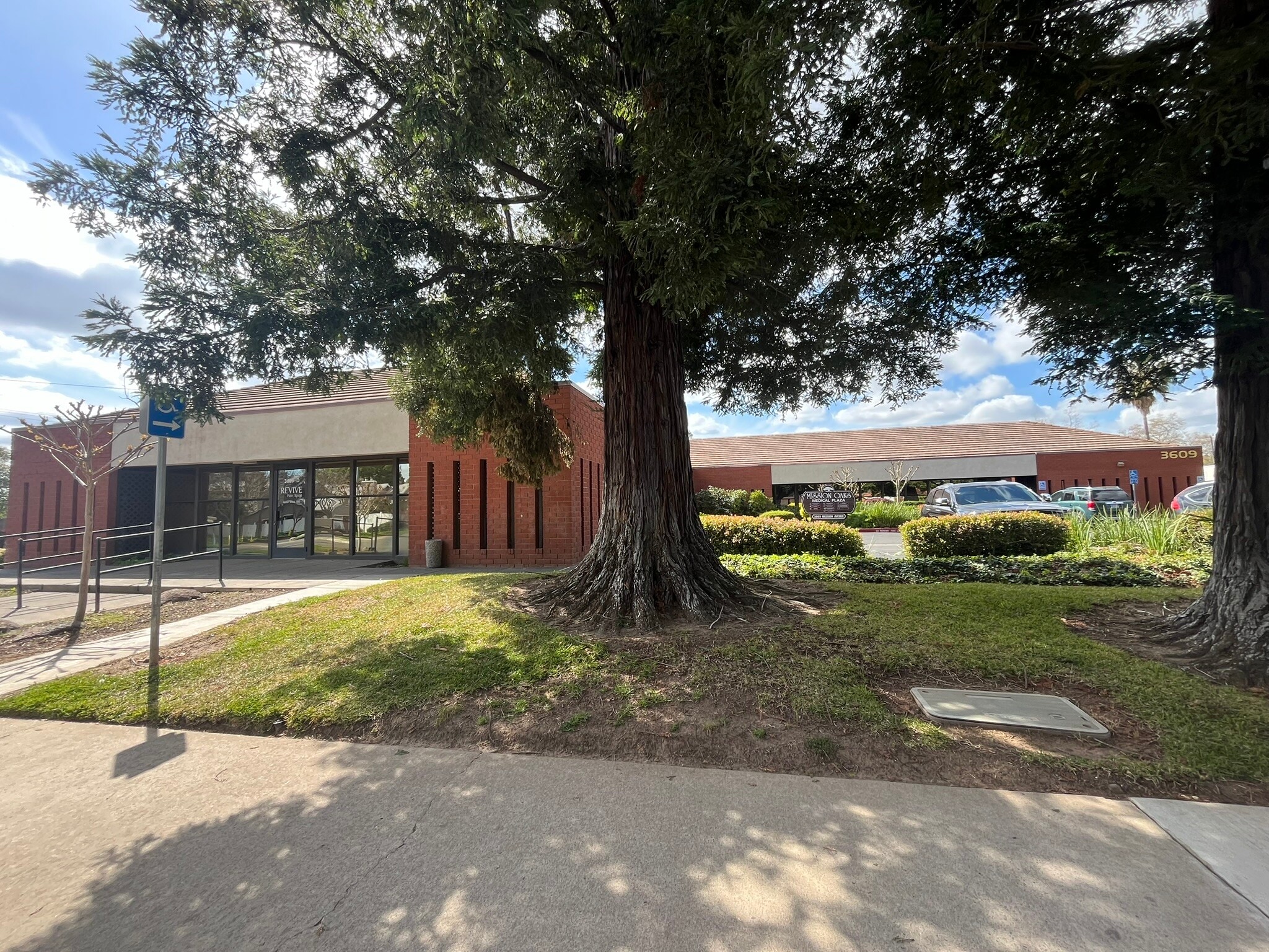 3609 Mission Ave, Carmichael, CA to rent Building Photo- Image 1 of 80