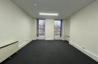 11 Laura Pl, Bath to rent Interior Photo- Image 1 of 3