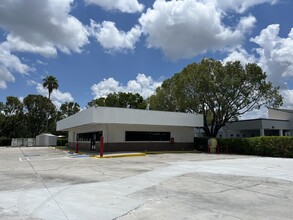 2634 Winkler Ave, Fort Myers, FL for sale Primary Photo- Image 1 of 1