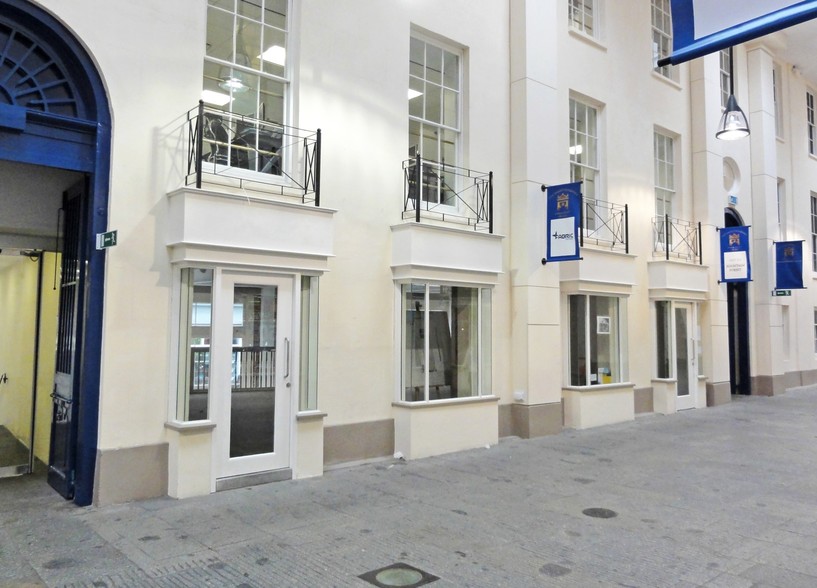 Market St, Guernsey for rent - Building Photo - Image 3 of 7