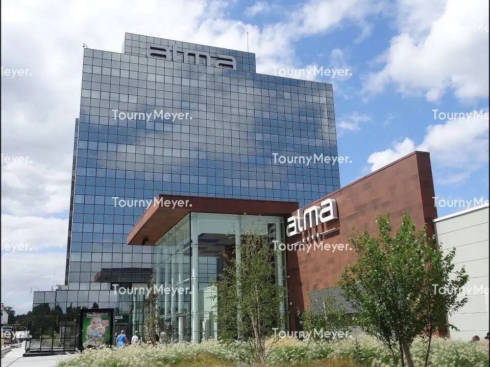 Office in Rennes for sale Building Photo- Image 1 of 2