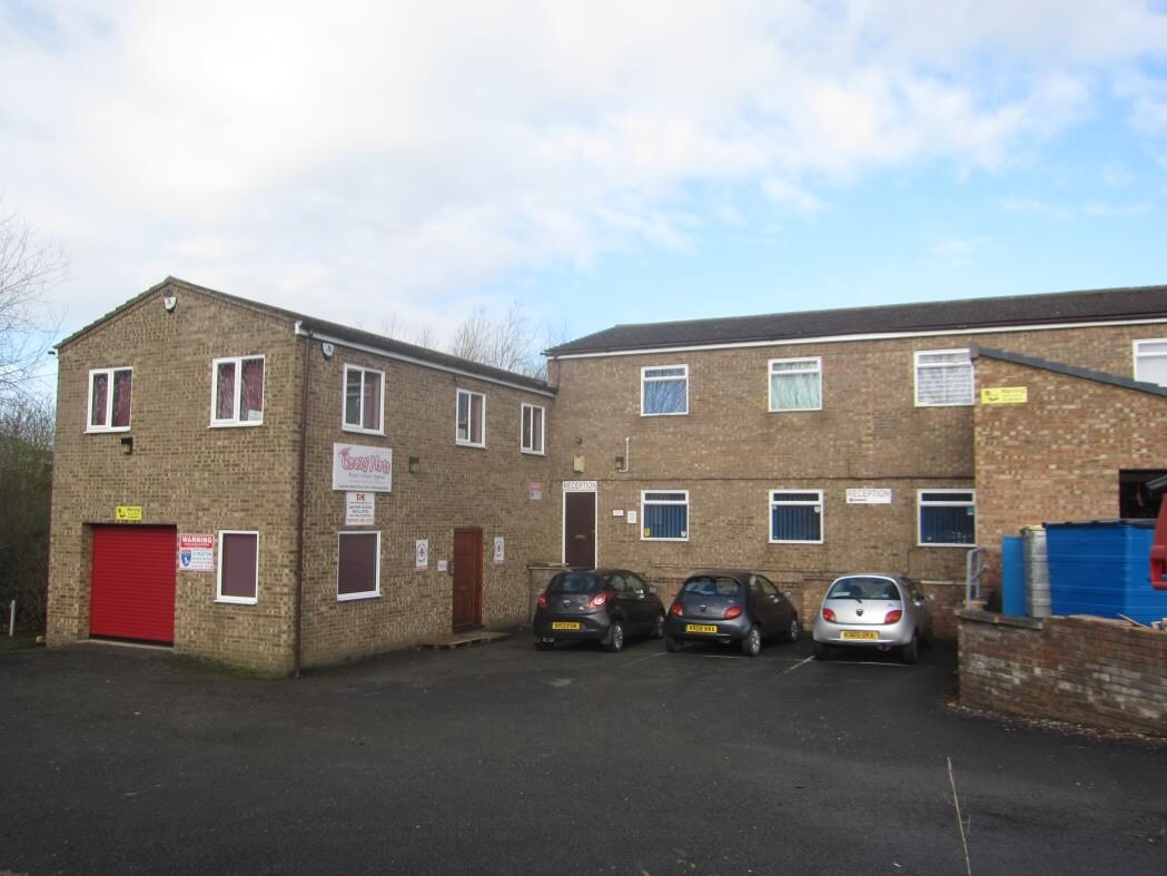 25 Sanders Rd, Wellingborough NN8 4NL UK