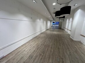 80 Above Bar St, Southampton to rent Interior Photo- Image 1 of 2