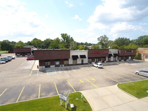 3271-3299 Rochester Rd, Troy, MI for rent Building Photo- Image 1 of 5