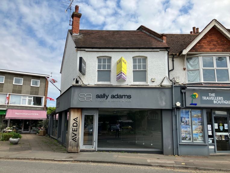 10 Anyards Rd, Cobham to rent - Building Photo - Image 3 of 3