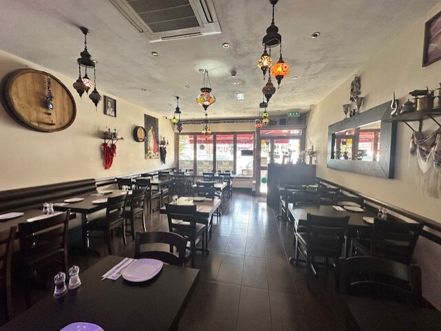 281 Watling St, Radlett to rent Interior Photo- Image 1 of 7