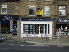 32 Otley Rd, Guiseley for rent Building Photo- Image 1 of 2