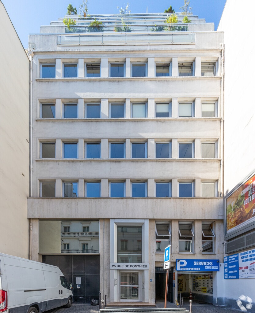 Location Bureaux 222 m² - Photo 1