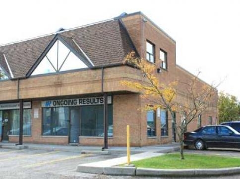 117 Ringwood Dr, Whitchurch-Stouffville, ON for rent - Building Photo - Image 2 of 9