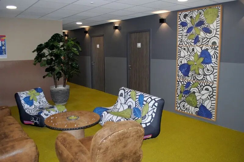 Office in Montpellier to rent - Lobby - Image 2 of 5