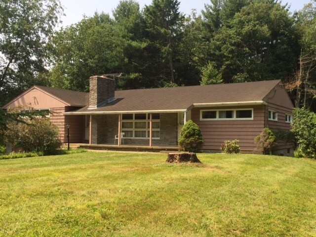 80 W Stafford Rd, Stafford, CT for sale - Building Photo - Image 1 of 2