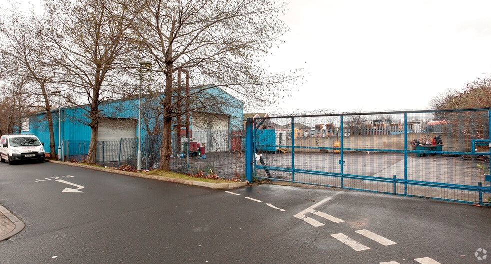 269 Coleford Rd, Sheffield to rent - Building Photo - Image 3 of 5