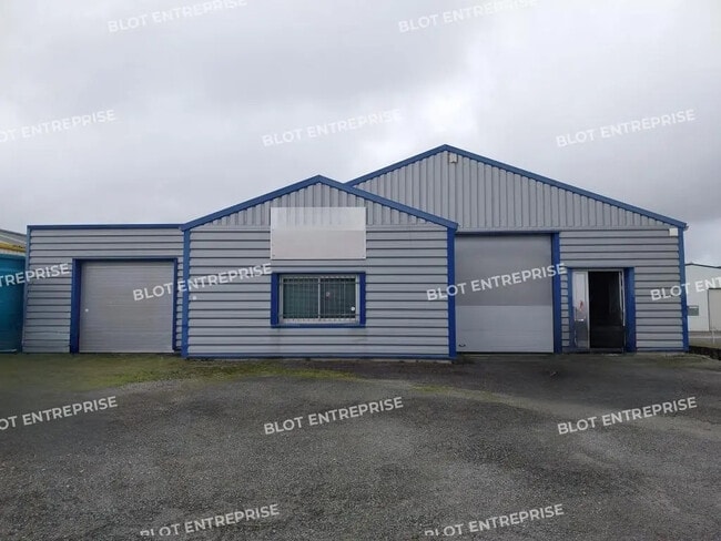 Location Local d'activités 360 m²