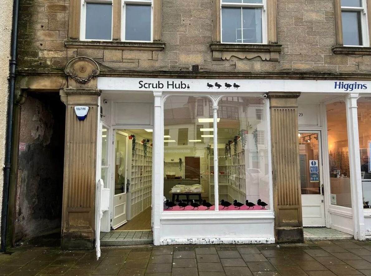 27 High St, Peebles for sale Primary Photo- Image 1 of 1